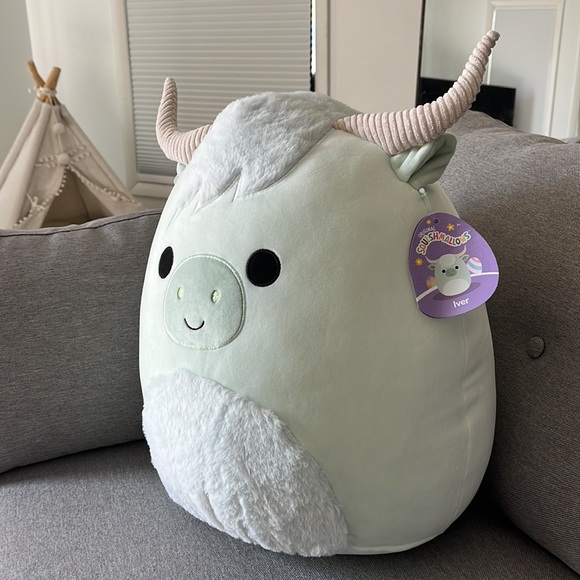 Squishmallows 16" Iver the Highland Cow Longhorn Plush *NWT* - Picture 3 of 9
